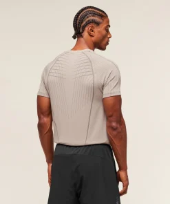 Apex Seamless T-Shirt