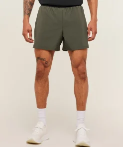 Arrival Contrast Shorts