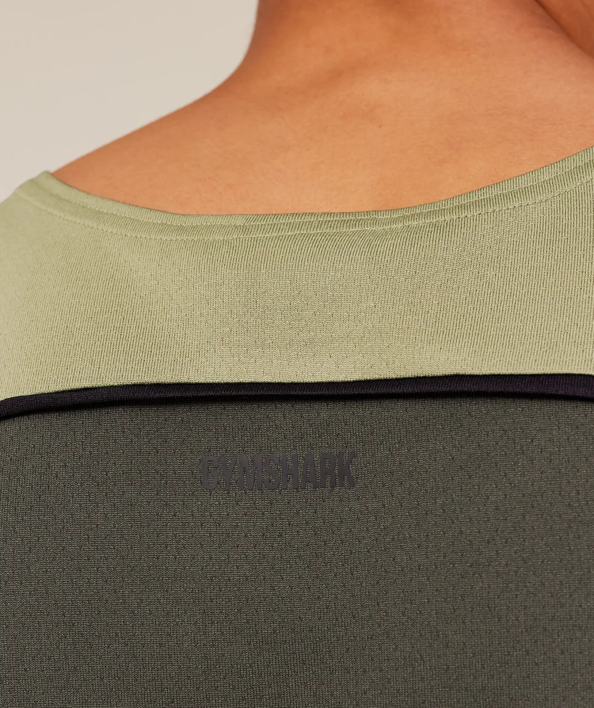 Arrival Contrast Tank