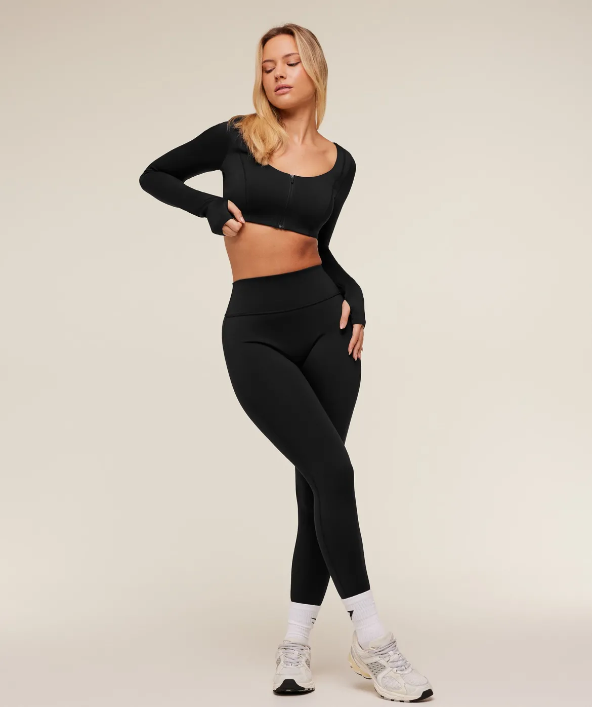 Flow Long Sleeve Crop Top with Cups