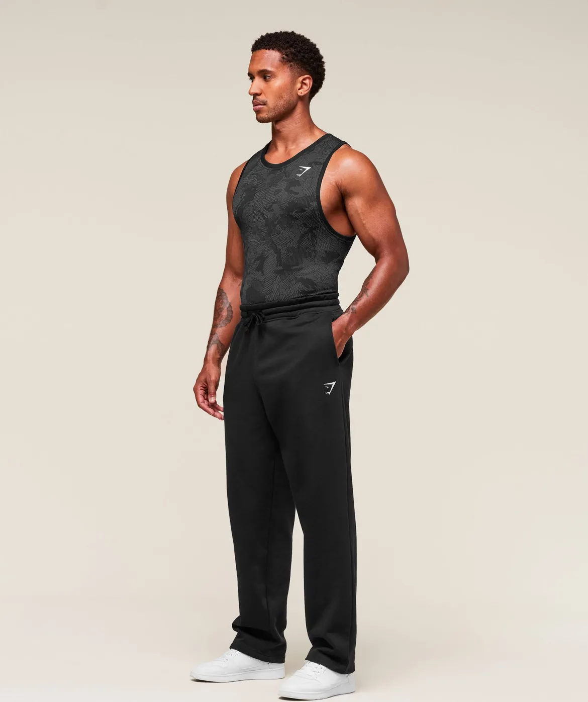 Geo Seamless Tank