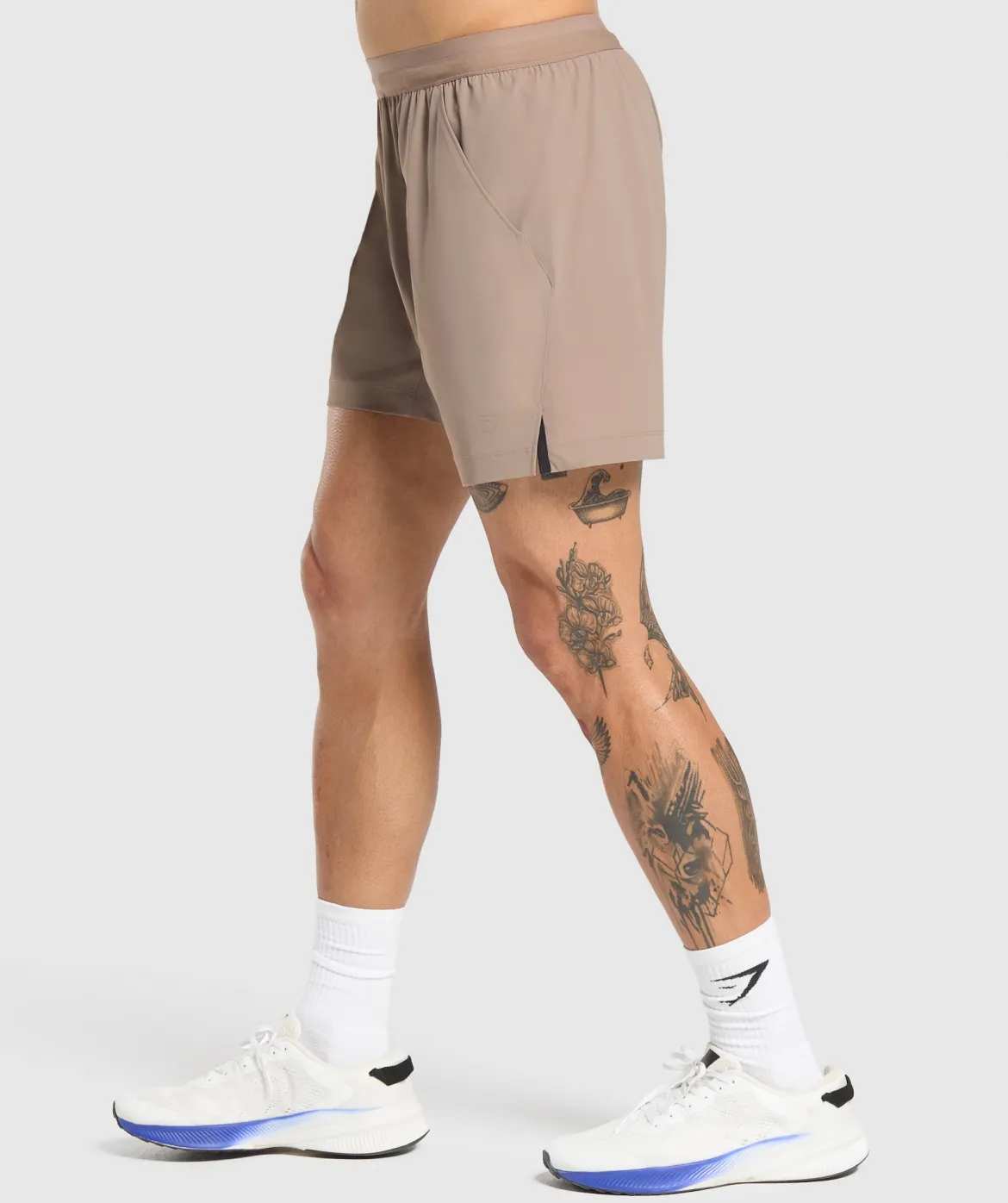 Hybrid 6" Shorts