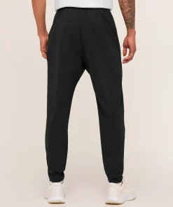 Hybrid Slim Fit Joggers