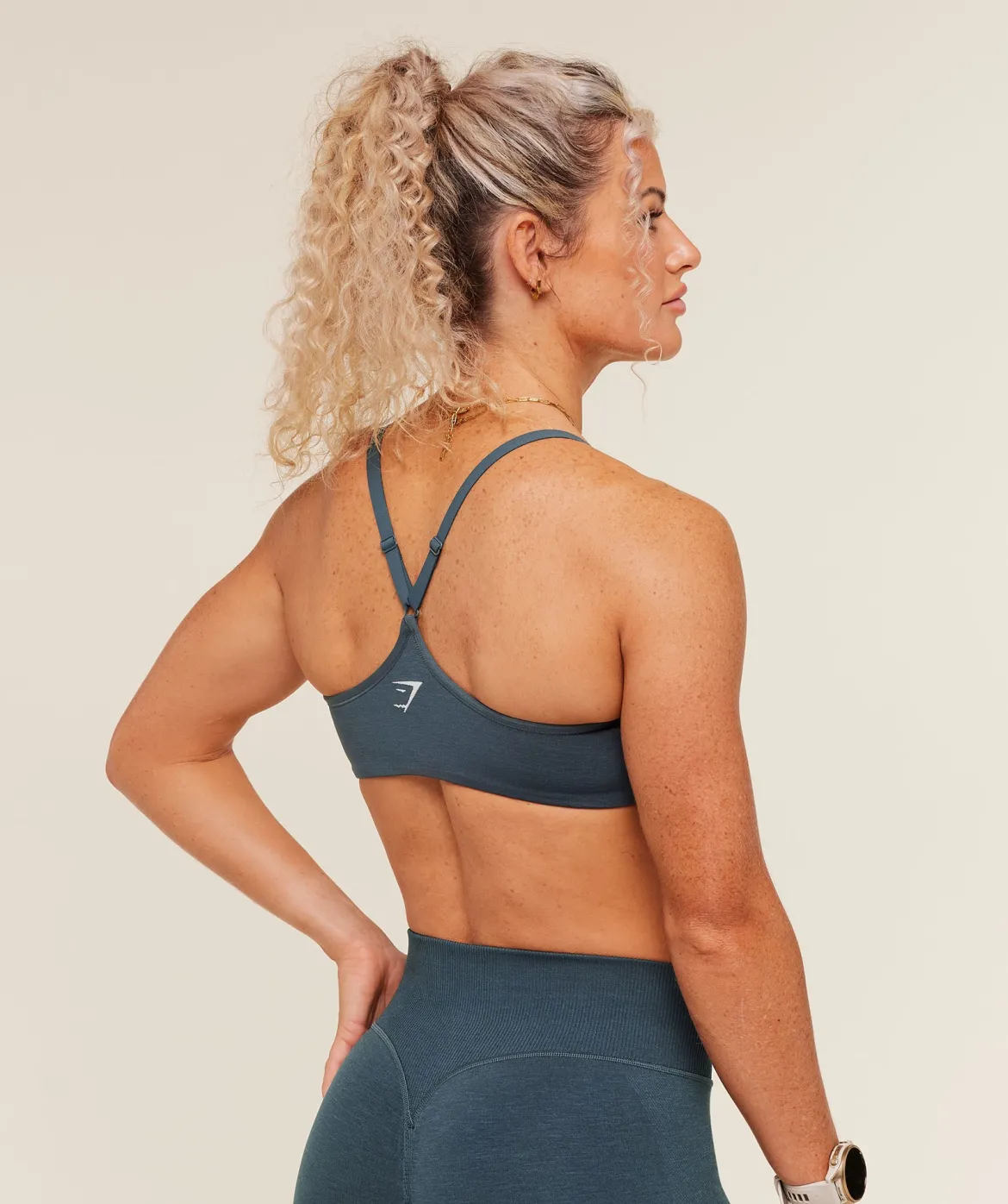Interval Seamless Light Support Sports Bra