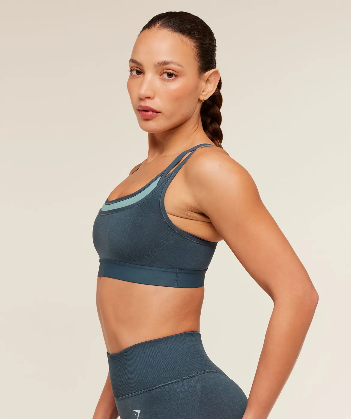 Interval Seamless Medium Support Sports Bra