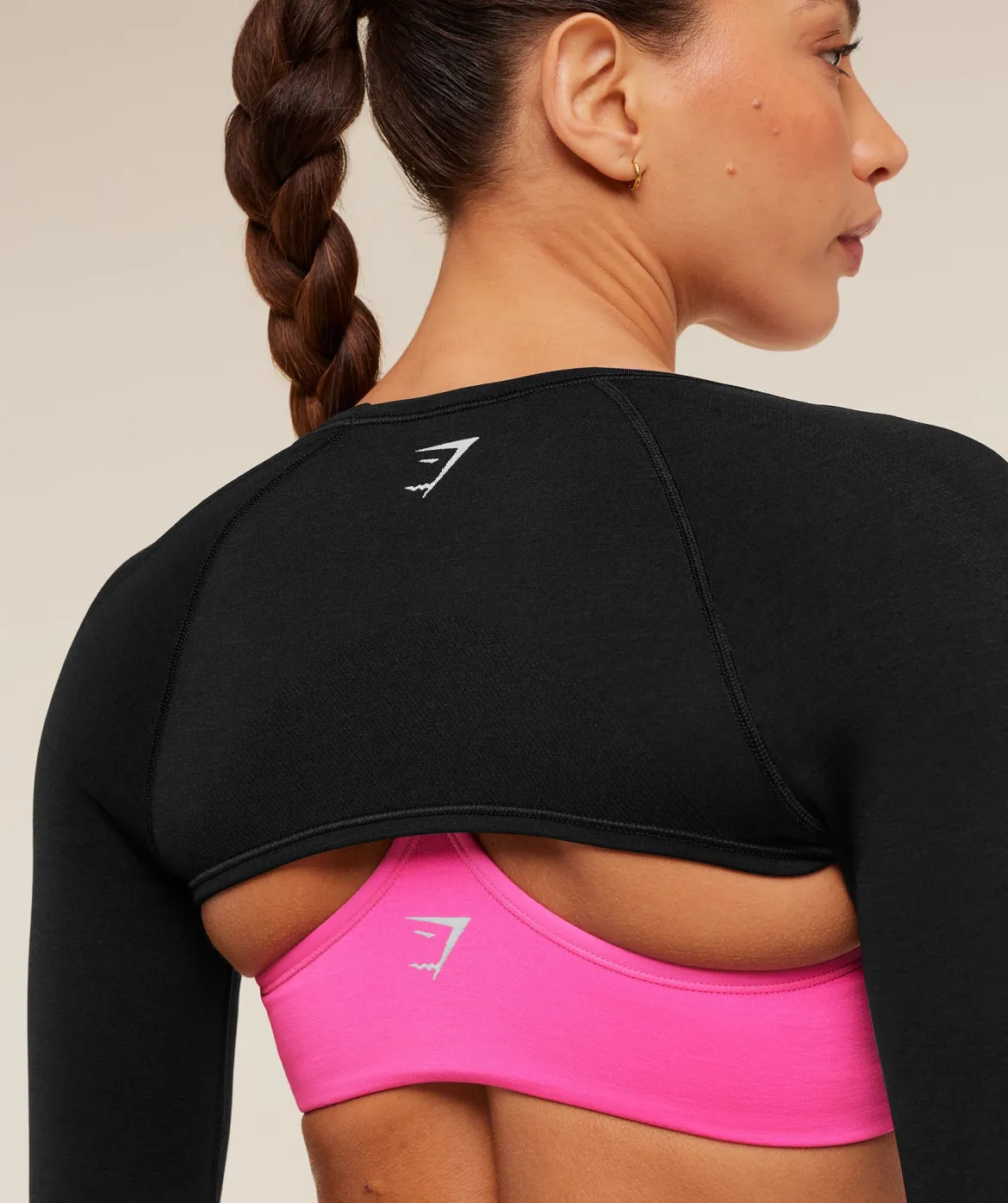 Interval Seamless Shrug