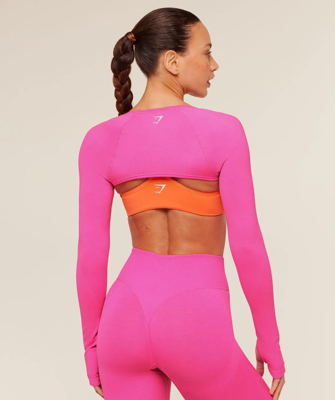 Interval Seamless Shrug
