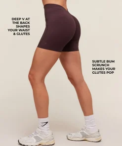 Lifting Dipped Waistband Shorts