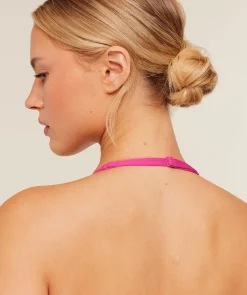 Minimal Halterneck Sports Bra