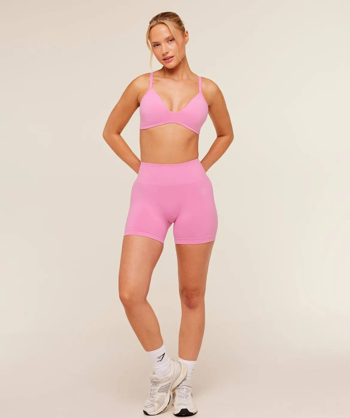 Soft Sculpt V-neck Sports Bra