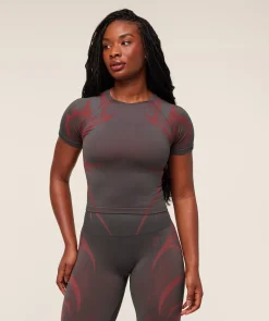 Storm Seamless Short Sleeve Top