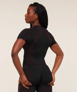 Storm Seamless Short Sleeve Top