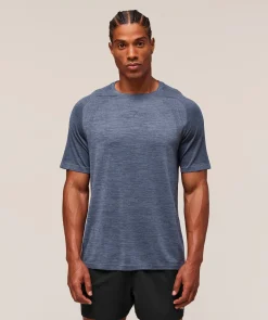 Versatile Seamless T-Shirt